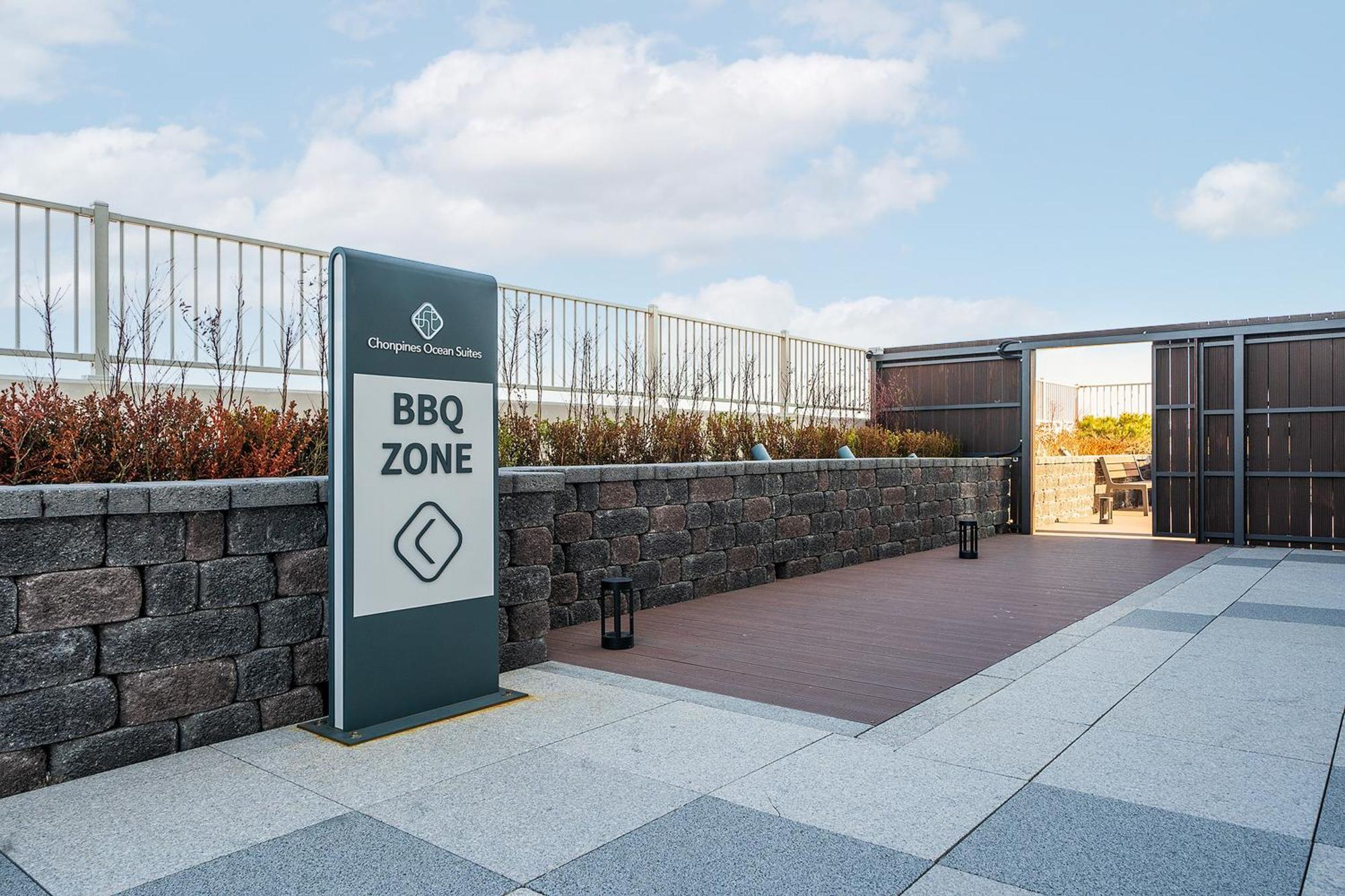 Gangneung Chonpines Ocean Suites Hotel エクステリア 写真